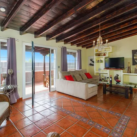 Villa Roca Negra By *