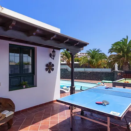 Villa Roca Negra By